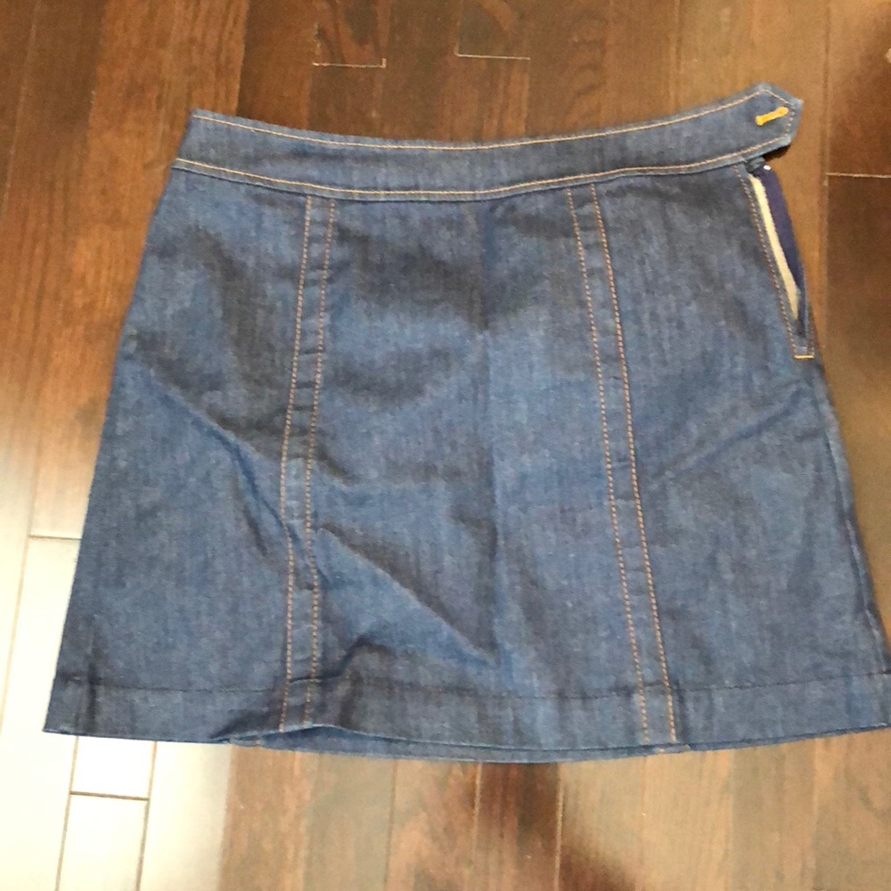 LOFT denim miniskirt size 31 w/side tab button